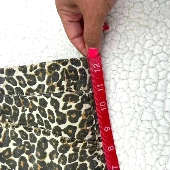 We The Free Animal Print Highrise Skinny Pants Jeggings Size 26 - Picture 13 of 14